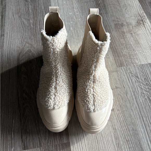 Sorel winter boots - Picture 7 of 7